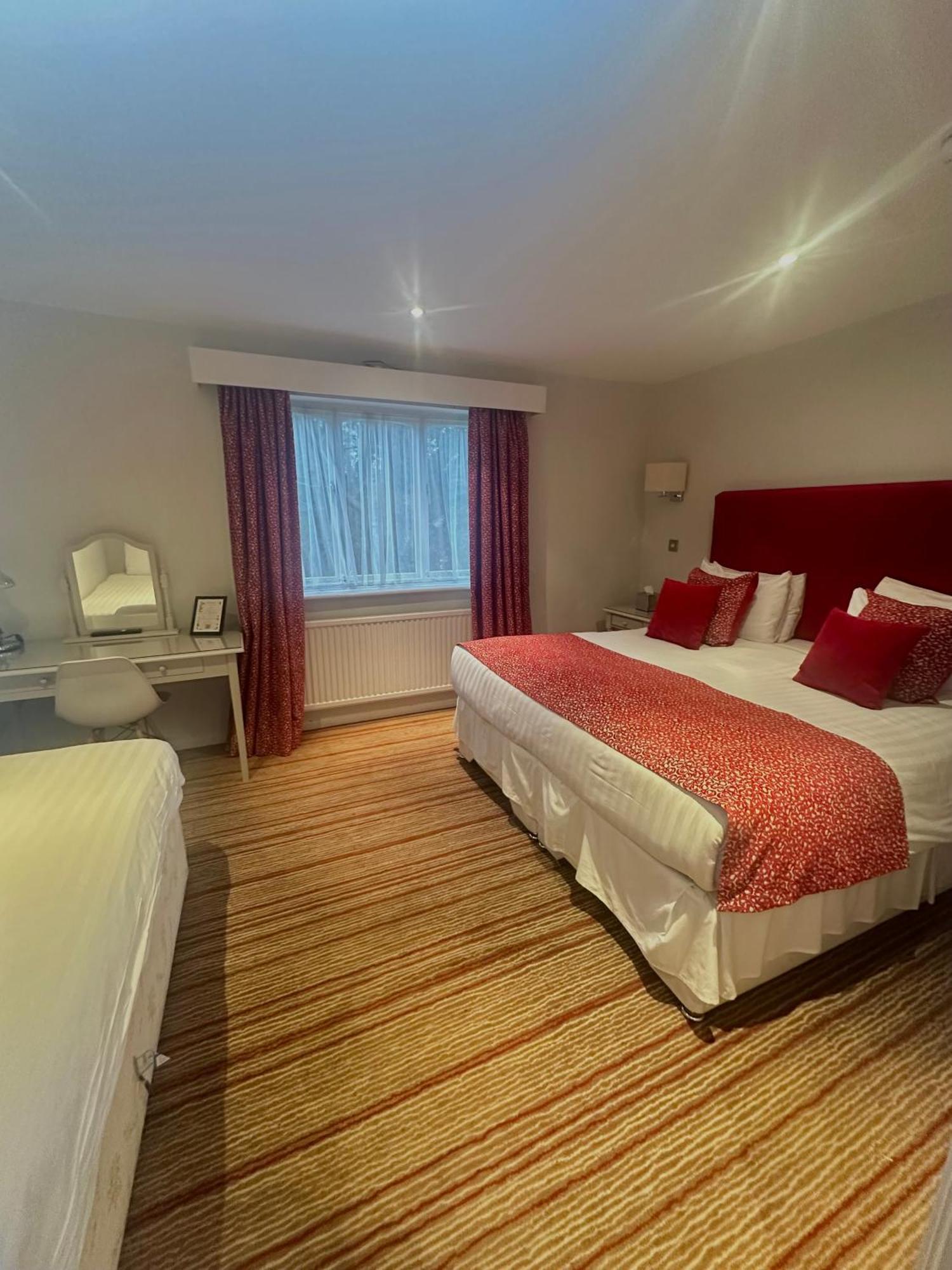 The Casa Hotel, Sure Hotel Collection By Best Western Yateley Dış mekan fotoğraf