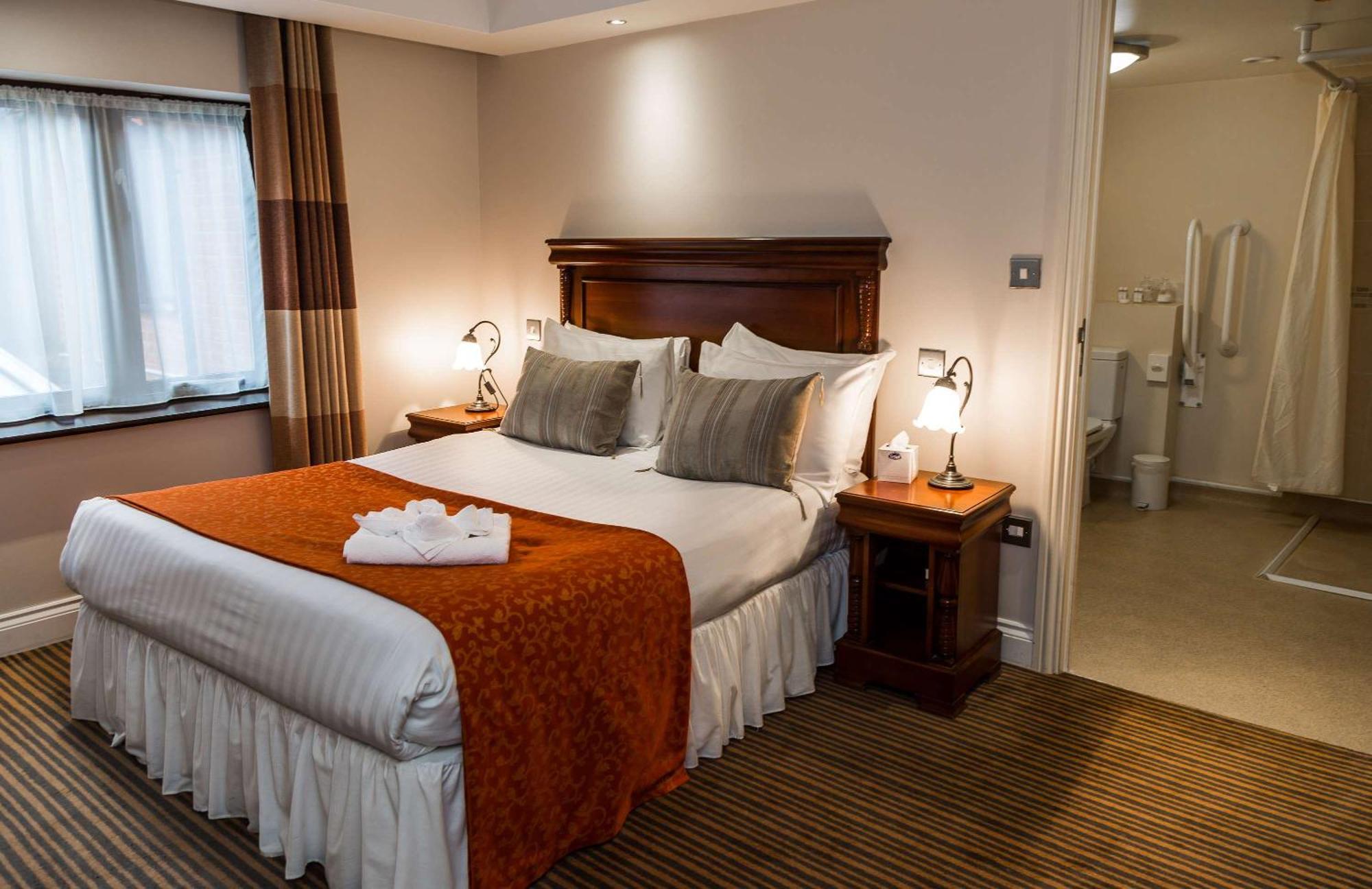 The Casa Hotel, Sure Hotel Collection By Best Western Yateley Dış mekan fotoğraf